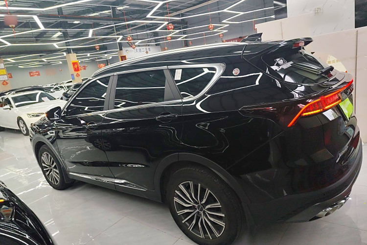 X70 PLUS 2023 image de voiture #5
