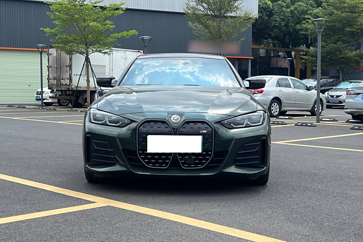 BMW i4 M50 2023 #5 BMW i4 M50 2023 car image #5