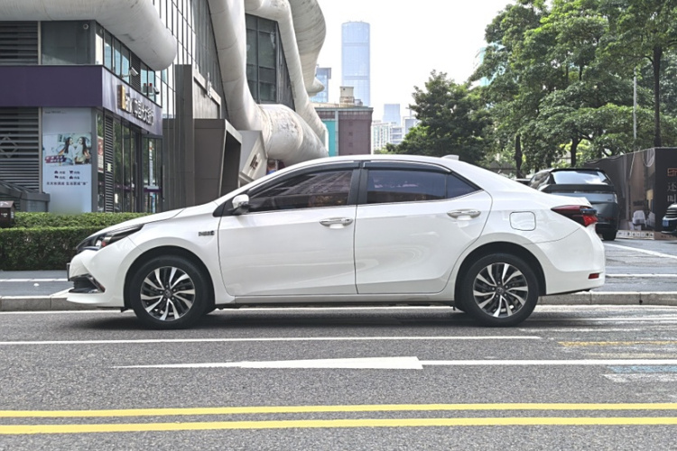 Toyota Corolla Hybird E+ 2019 #5 Toyota Corolla Hybird E+ 2019 immagine di auto #5