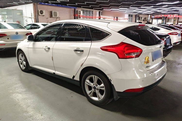 Ford Focus 2018 car image #5