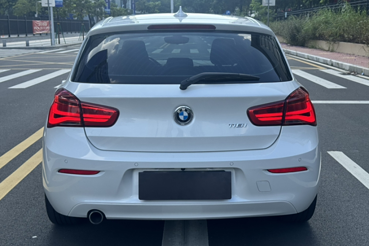 BMW 1 Series (Imported) 2018 car image #5
