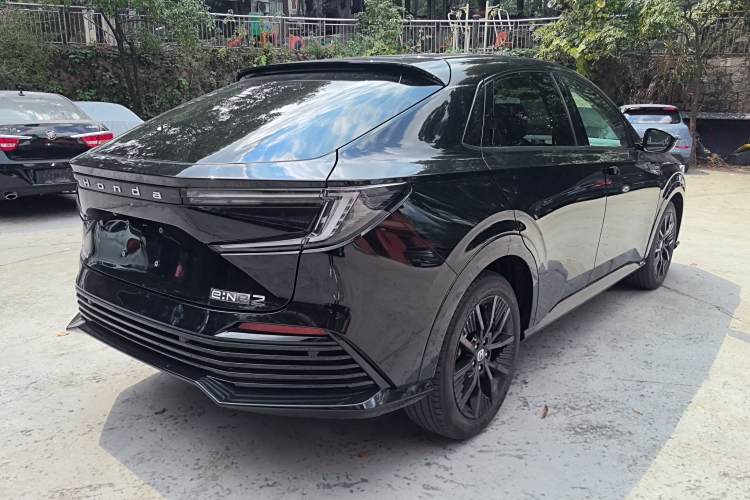 Honda e:NP2 2025 #5 Honda e:NP2 2025 car image #5