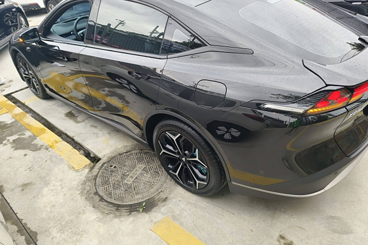 Deepal L07 2025 car image #5