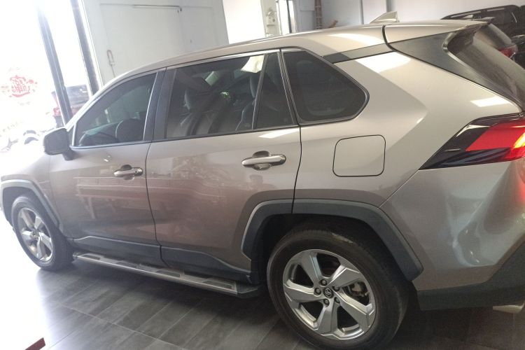 Toyota RAV4 (Imported) 2020 imagem de carro #5