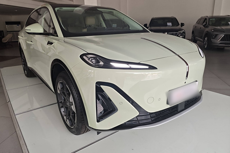 HongQi TianGong 06 صورة سيارة #5