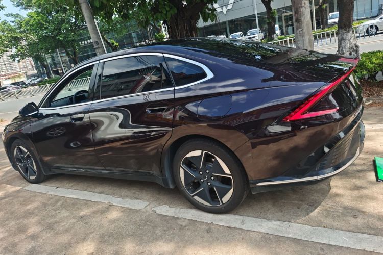 Wuling Starlight 730 2024 immagine di auto #5