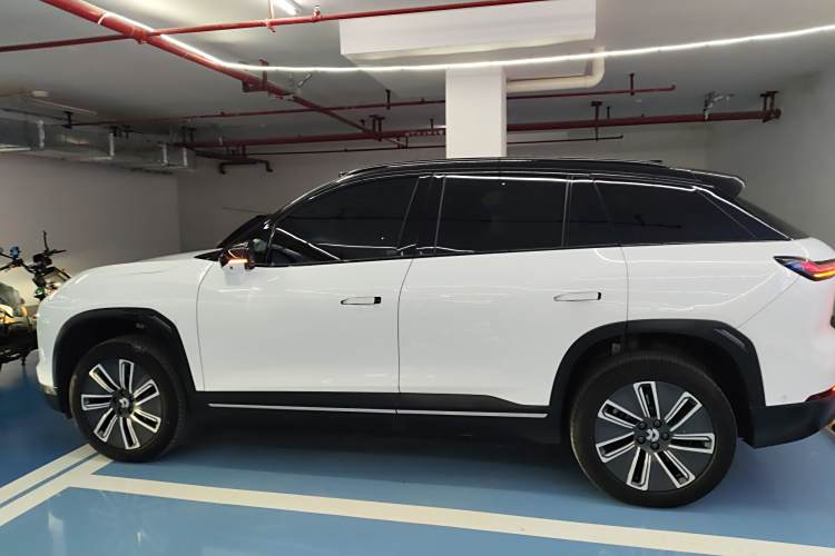 蔚来 蔚来ES7 2022 汽车图片 #5