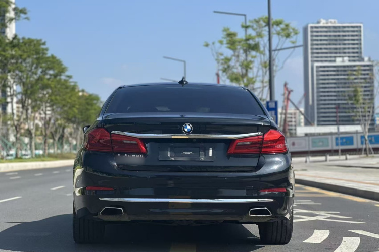 BMW M5 New Energy 2018 #5 BMW M5 New Energy 2018 immagine di auto #5