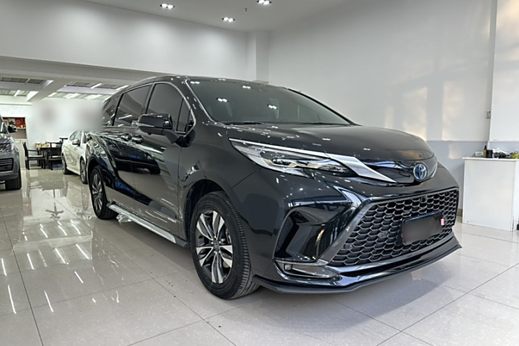 Toyota Granvia 2023 #5 Toyota Granvia 2023 immagine di auto #5