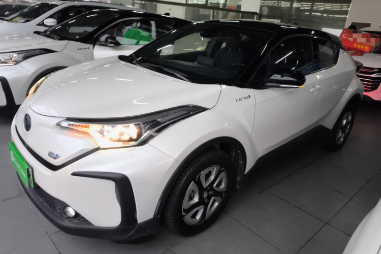 Toyota C-HR EV 2021 immagine di auto #5