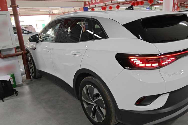 Volkswagen ID.4 Crozz 2024 car image #5