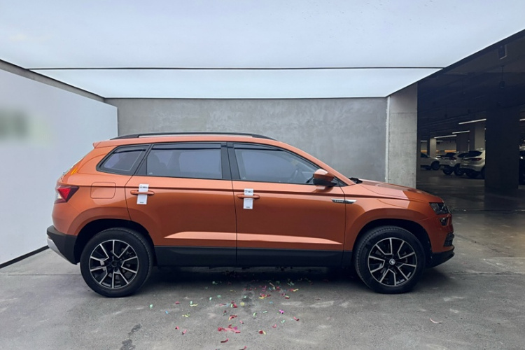 Skoda Karoq 2018 изображение автомобиля #5