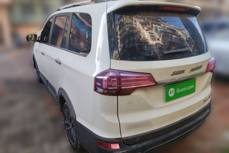 SWM斯威汽车 SWM斯威X3 2019 #5 SWM斯威汽车 SWM斯威X3 2019 汽车图片 #5