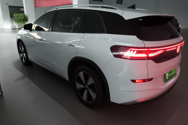 Volkswagen ID.6 X 2023 car image #5