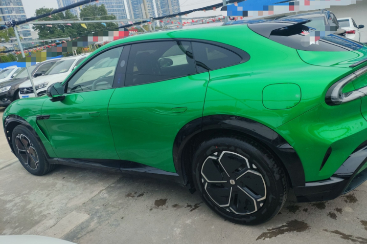 MI YU7 2025 car image #5