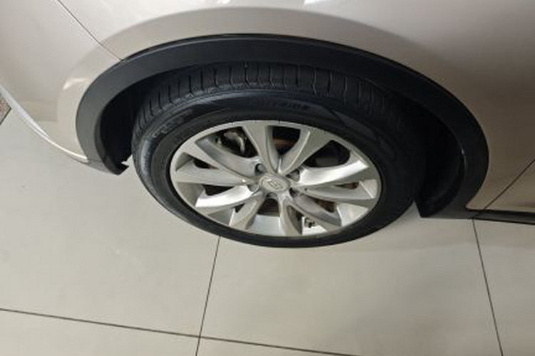 GEELY Emgrand GSe 2017 #5 GEELY Emgrand GSe 2017 car image #5