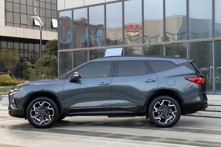 Chevrolet Blazer 2021 изображение автомобиля #5