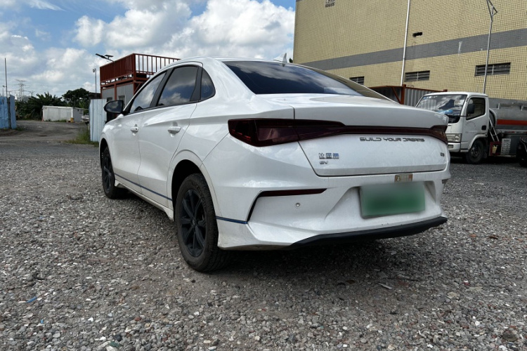 BYD e3 2024 #5 BYD e3 2024 immagine di auto #5