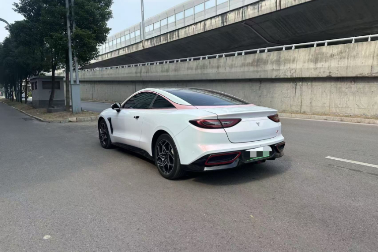 哪吒汽车 哪吒GT 2024 汽车图片 #5