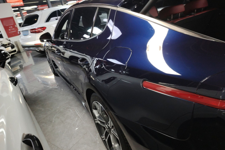 起亚 斯汀格 2018 汽车图片 #5