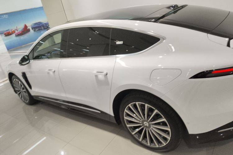 蔚来 蔚来ET9 2025 汽车图片 #5