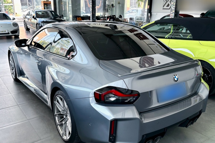 BMW M235L 2025 immagine di auto #5