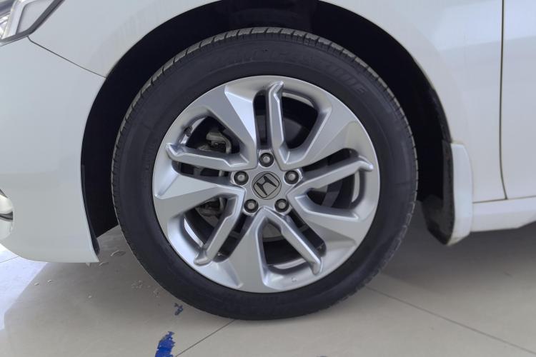 BYD F3R 2019 #5 BYD F3R 2019 car image #5