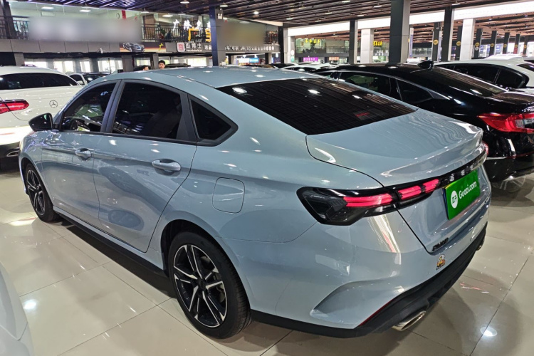 GEELY Binray 2025 car image #5