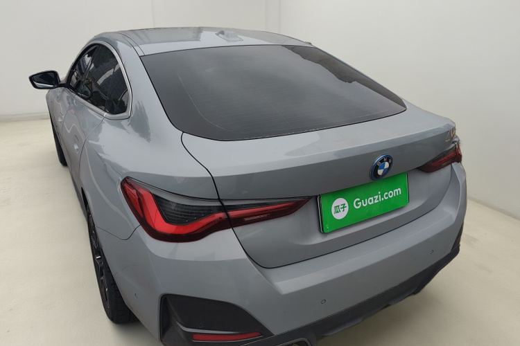 BMW i4 M50 2023 #5 BMW i4 M50 2023 car image #5