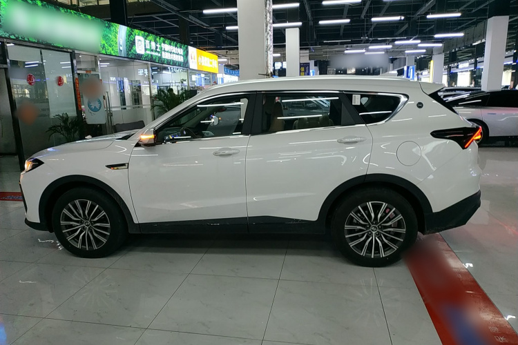 Jetour X70 C-DM 2024 car image #5