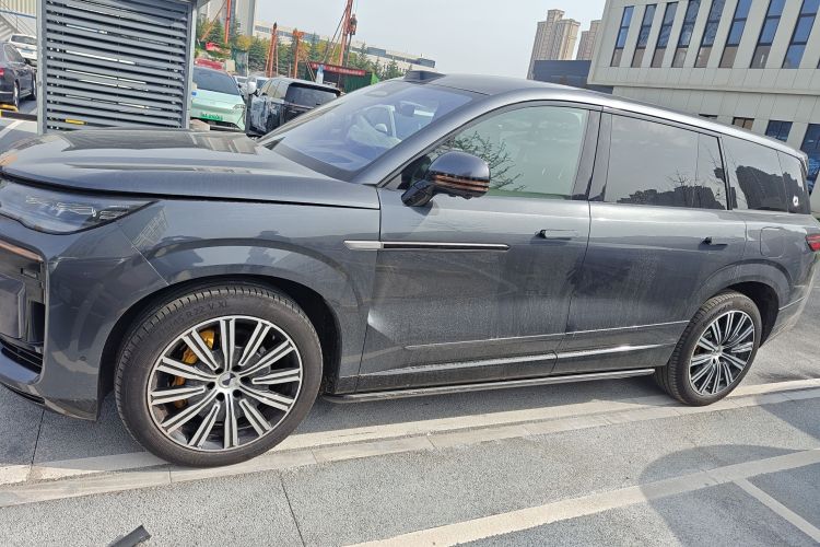 Denza N9 2025 car image #5