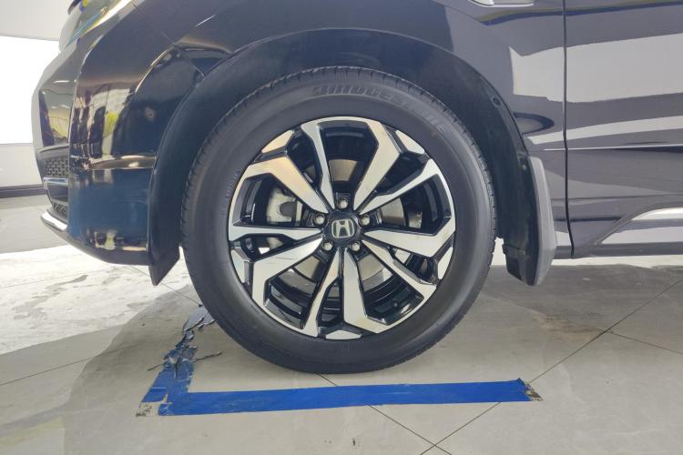 Honda UR-V 2018 #5 Honda UR-V 2018 car image #5