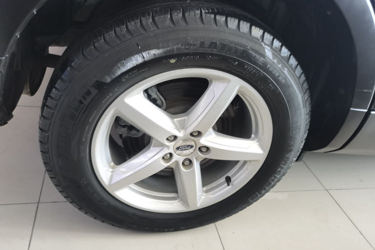 Ford Explorer (Imported) 2018 car image #5