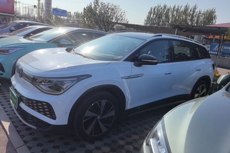 Volkswagen ID.6 X 2022 immagine di auto #5