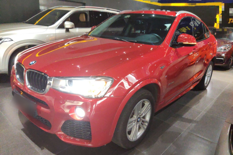 BMW X4 M40i 2018 #5 BMW X4 M40i 2018 car image #5