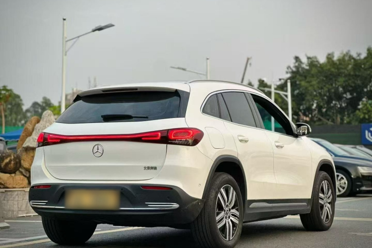 Mercedes-Benz EQA Class 2022 immagine di auto #5