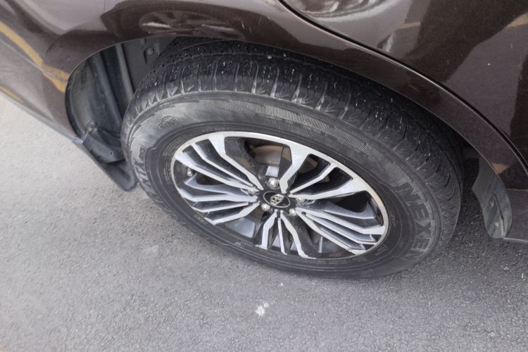GEELY Vision X6 2017 car image #5