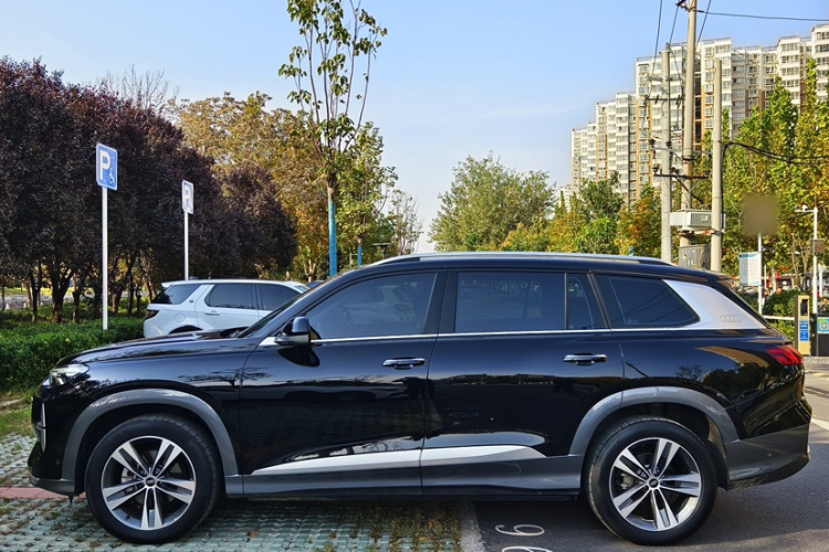 Audi Q6 2023 #5 Audi Q6 2023 изображение автомобиля #5