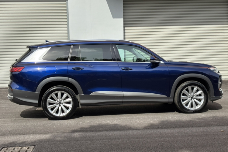 Audi Q6 2024 изображение автомобиля #5