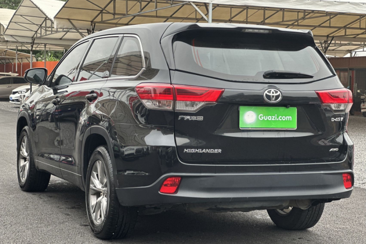 Toyota Highlander (Imported) 2021 #5 Toyota Highlander (Imported) 2021 immagine di auto #5