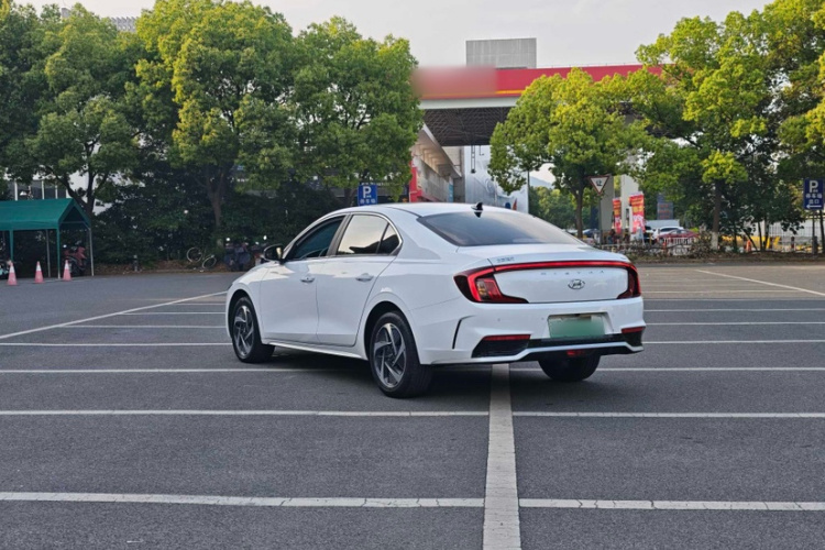 Hyundai Mistra New Energy 2023 #5 Hyundai Mistra New Energy 2023 car image #5