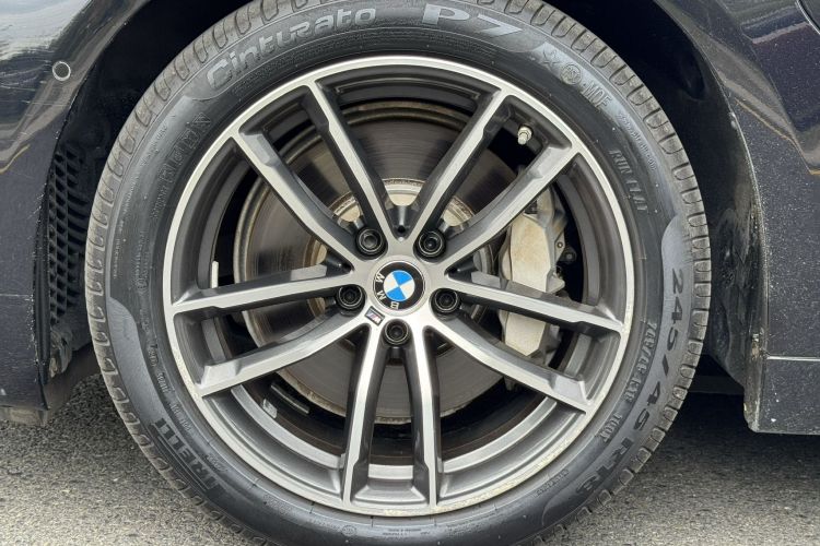 BMW M5 New Energy 2021 #5 BMW M5 New Energy 2021 car image #5