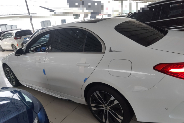 Mercedes-Benz C Class New Energy 2023 car image #5