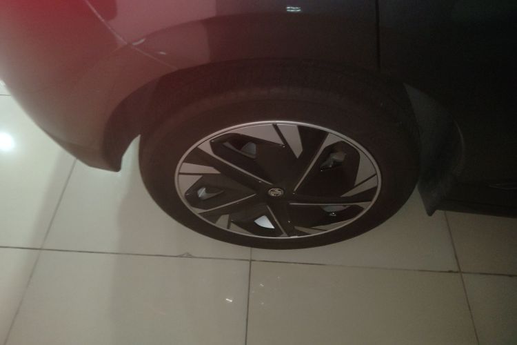 MG 4 EV 2023 #5 MG 4 EV 2023 car image #5