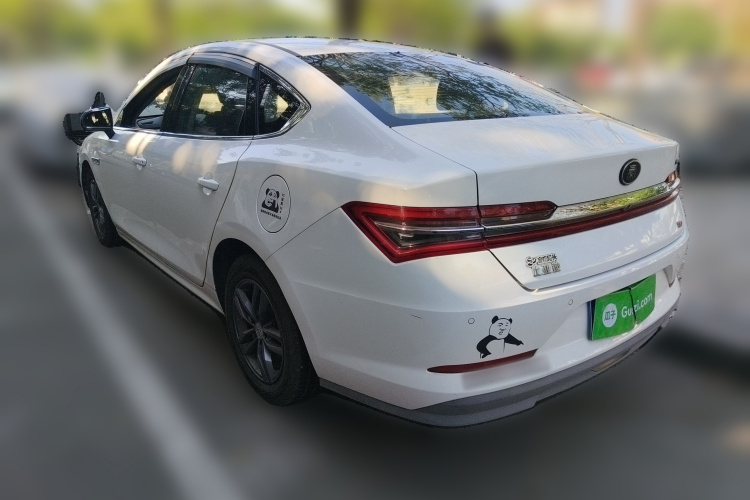 BYD Qin Pro 2018 #5 BYD Qin Pro 2018 car image #5