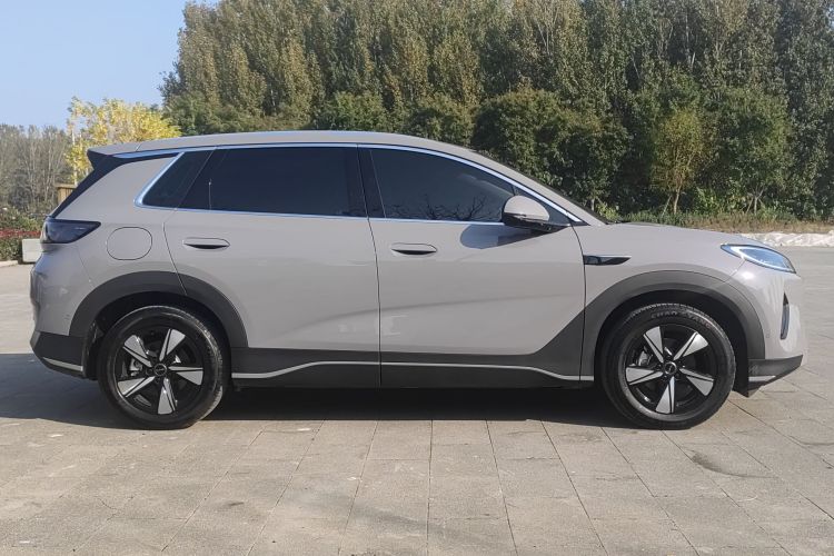 BYD Sea Lion 05 EV 2025 #5 BYD Sea Lion 05 EV 2025 car image #5