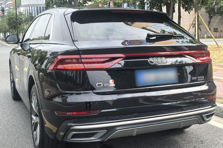 Audi Q8 2021 #5 Audi Q8 2021 car image #5