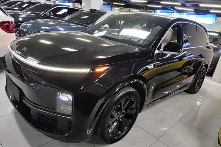 Li L8 2023 изображение автомобиля #5