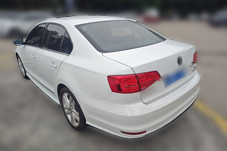 Volkswagen Sagitar 2018 immagine di auto #5