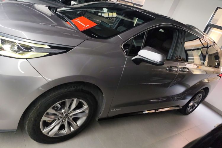 Toyota Sienna 2022 #5 Toyota Sienna 2022 car image #5